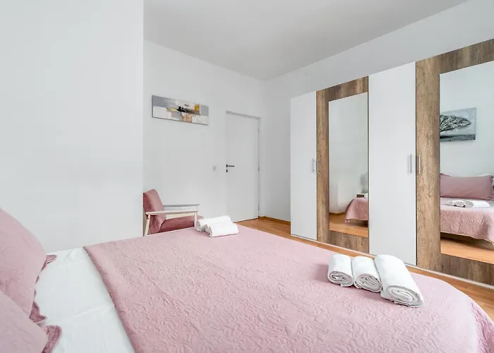 Tatil Evi House Josip Ražanj