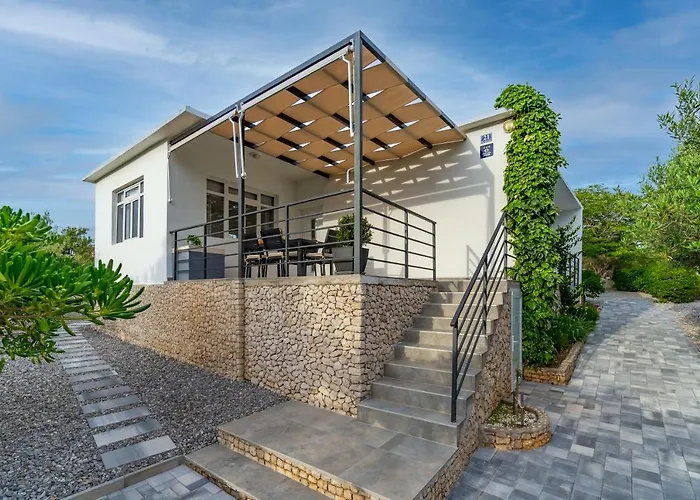 Tatil Evi House Josip